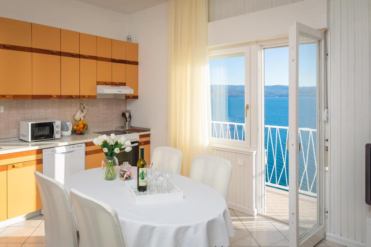 Deja Blue Apartment جيسينتسي المظهر الخارجي الصورة