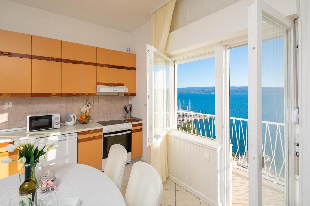 Deja Blue Apartment جيسينتسي المظهر الخارجي الصورة