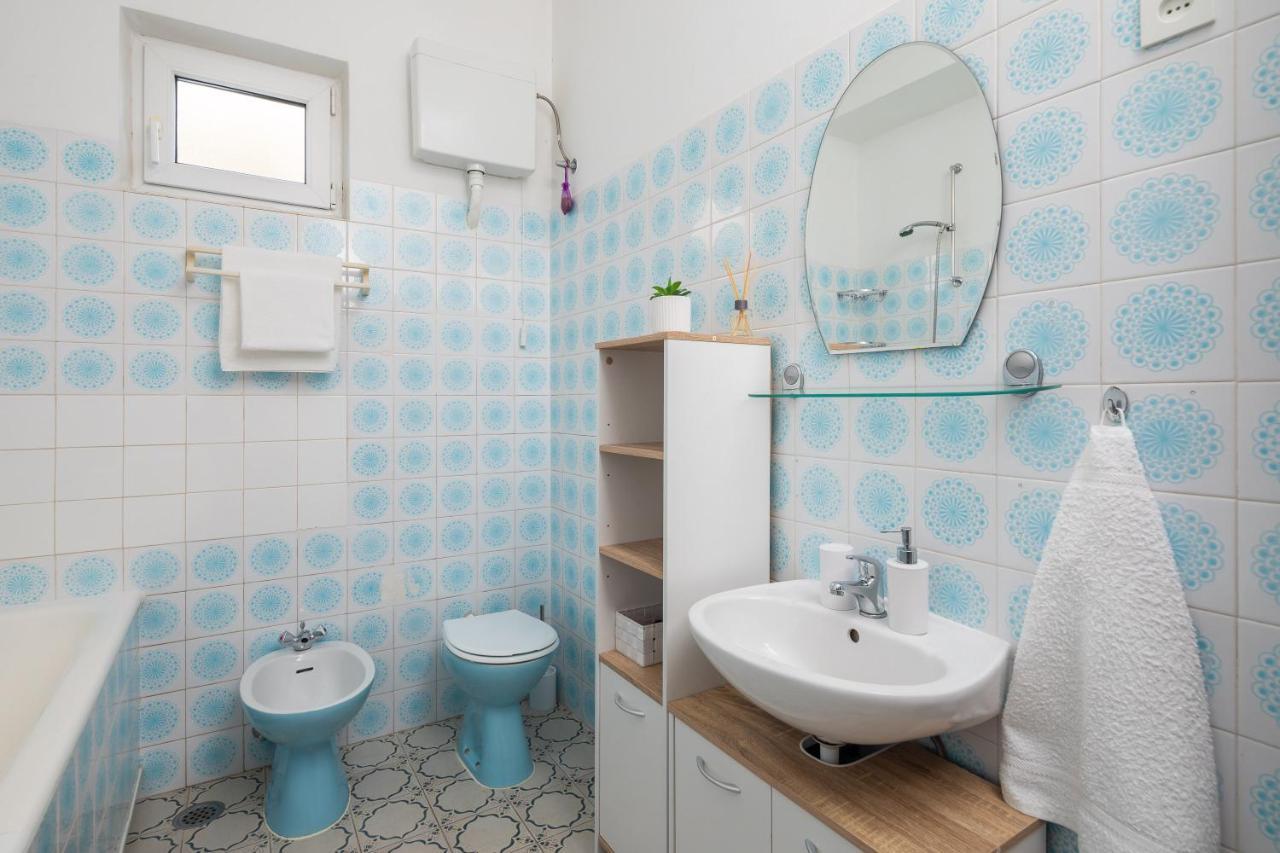 Deja Blue Apartment جيسينتسي المظهر الخارجي الصورة