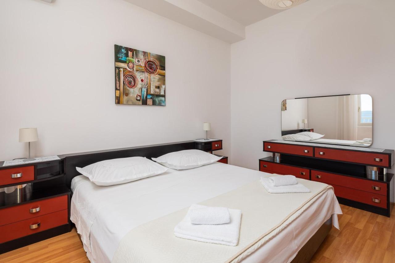 Deja Blue Apartment جيسينتسي المظهر الخارجي الصورة